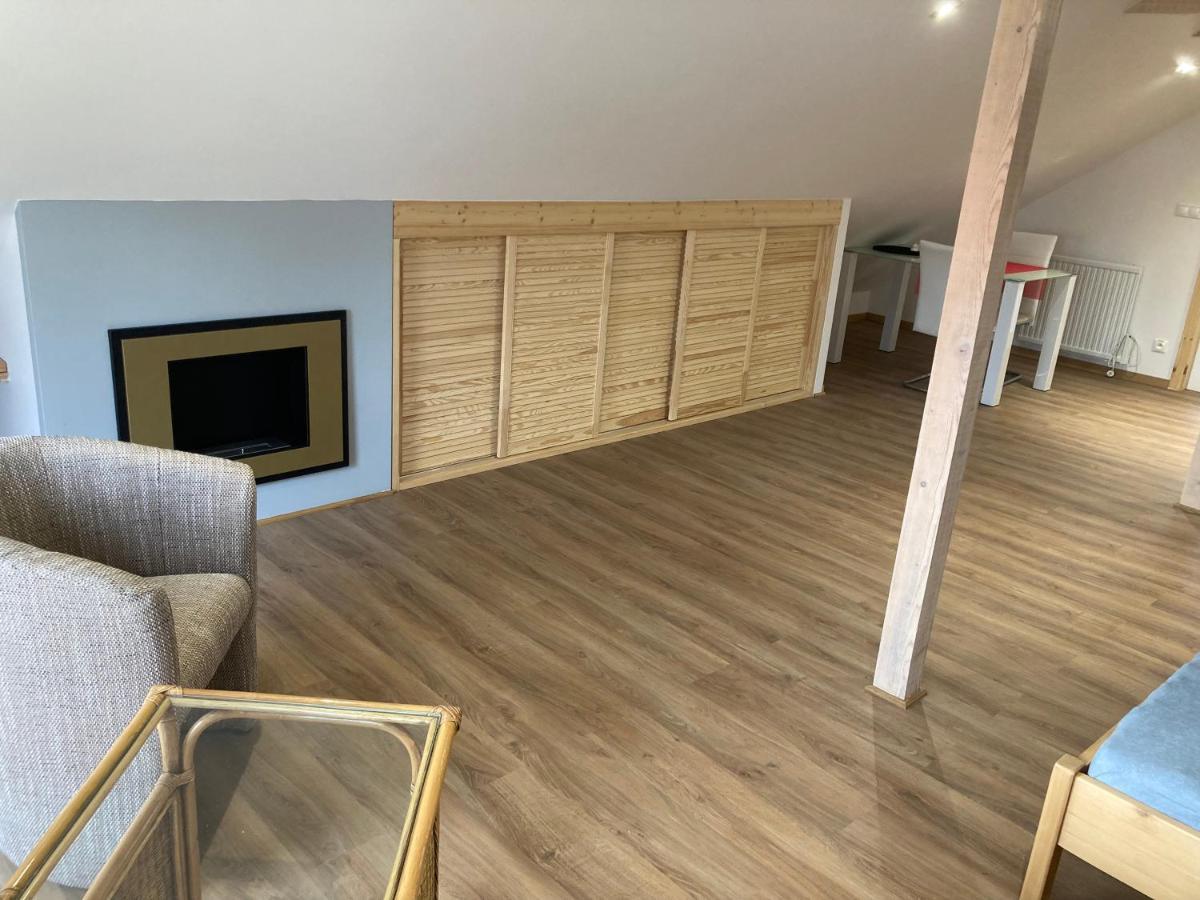 Ferienwohnung Dum U Lipky Světlá nad Sázavou Exterior foto